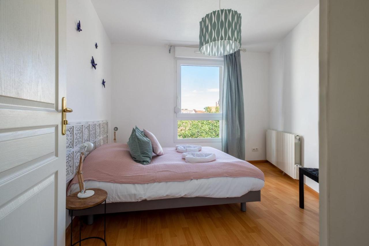 Travel Homes - The Nils, Cosy & Cute With Parking Колмар Екстериор снимка